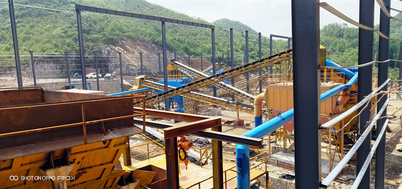 现场破碎工场全景